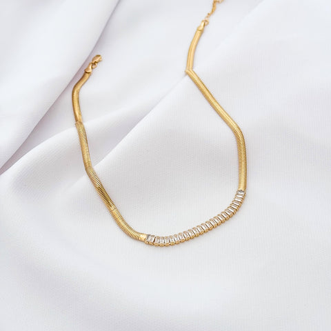 Colar Malha Lacraia com Zircônia Baguete Banhado a Ouro 18k