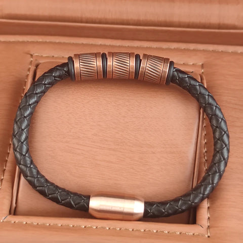 Pulseira Masculina de Couro e Bronze Titan